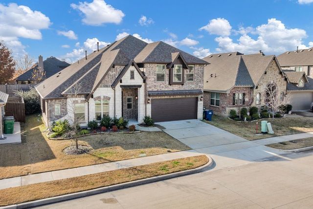 335 Bluewood Drive, Fate, TX 75087