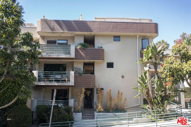 8815 Cynthia Street, West Hollywood, CA 90069