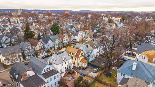 92 N 19Th St, East Orange City, NJ 07017