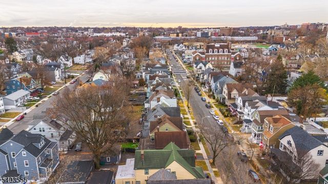 92 N 19Th St, East Orange City, NJ 07017