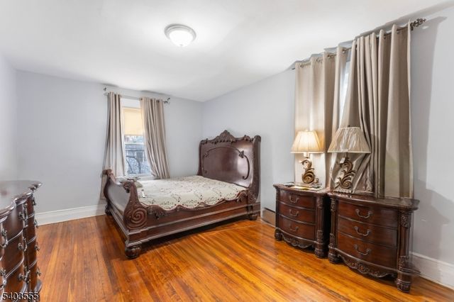 92 N 19Th St, East Orange City, NJ 07017