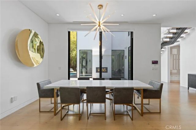 15241 Greenleaf, Sherman Oaks, CA 91403