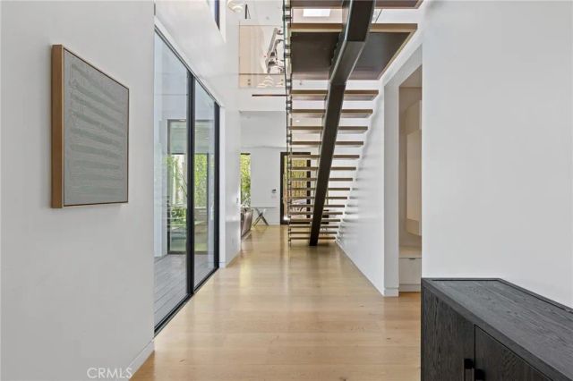 15241 Greenleaf, Sherman Oaks, CA 91403