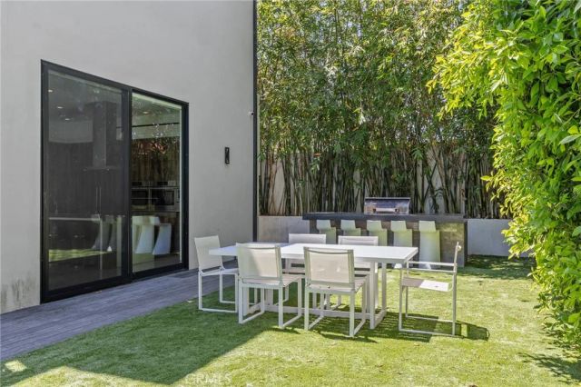 15241 Greenleaf, Sherman Oaks, CA 91403