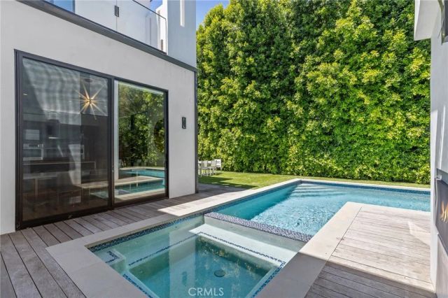 15241 Greenleaf, Sherman Oaks, CA 91403