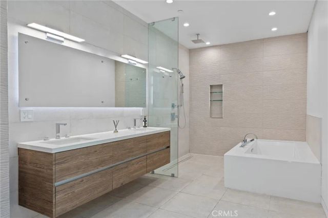 15241 Greenleaf, Sherman Oaks, CA 91403