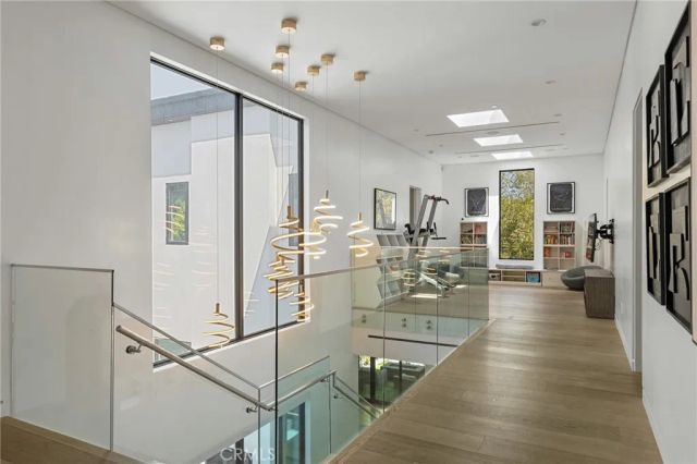 15241 Greenleaf, Sherman Oaks, CA 91403