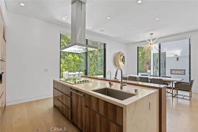 15241 Greenleaf, Sherman Oaks, CA 91403