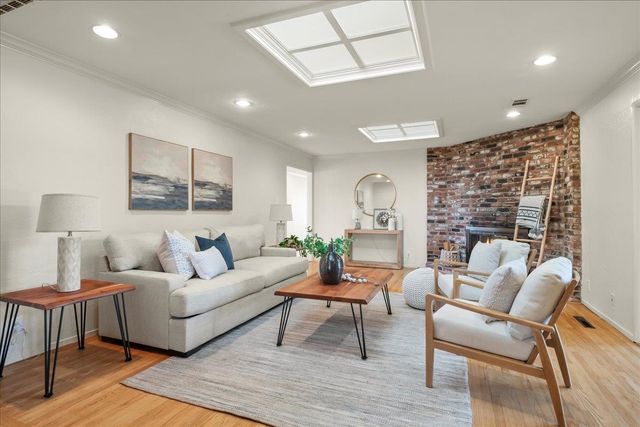 4141 Mattos Dr, Fremont, CA 94536