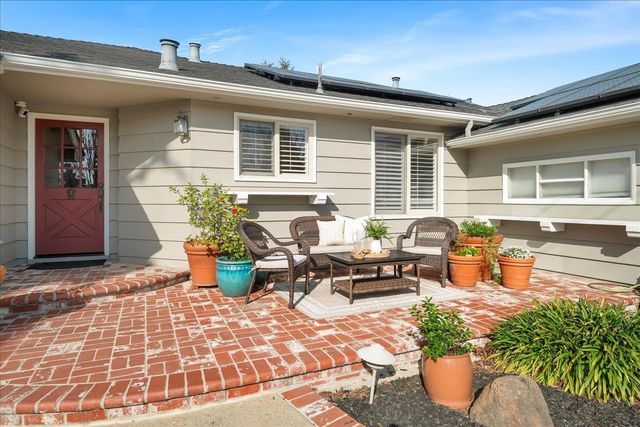 4141 Mattos Dr, Fremont, CA 94536