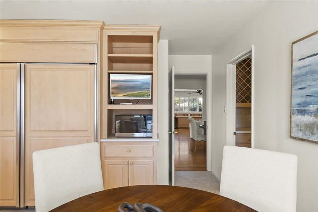 4141 Mattos Dr, Fremont, CA 94536