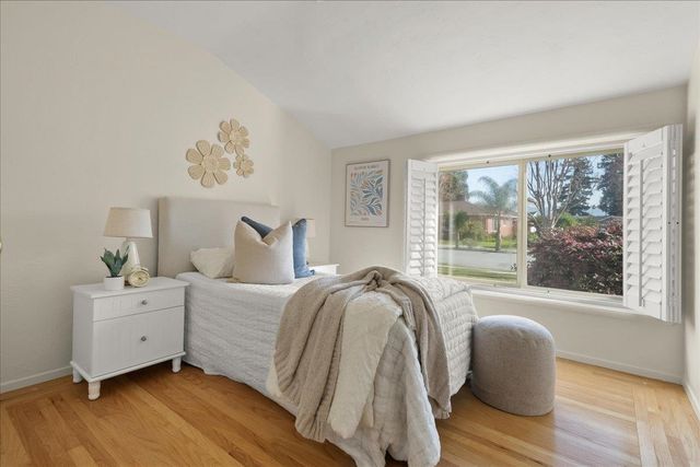 4141 Mattos Dr, Fremont, CA 94536