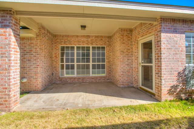 1213 Dorchester Drive, San Angelo, TX 76901