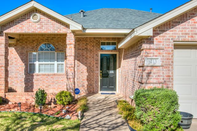 1213 Dorchester Drive, San Angelo, TX 76901