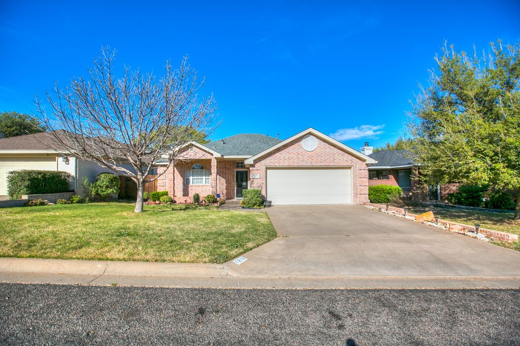 1213 Dorchester Drive, San Angelo, TX 76901