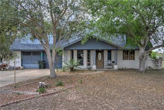 5467 March St, Robstown, TX 78380