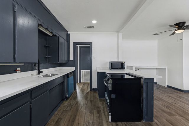 2939 Timberline Drive, Fort Worth, TX 76119