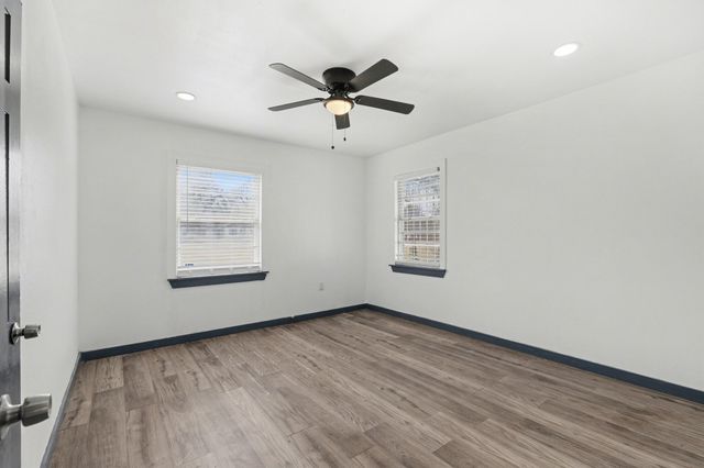 2939 Timberline Drive, Fort Worth, TX 76119