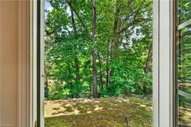 1004 Quinlan Drive, Greensboro, NC 27406