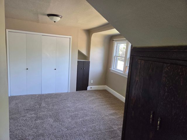 516 E ERMINA Ave, Spokane, WA 99207