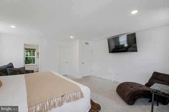 6400 FRANCIS LN, Hanover, MD 21076
