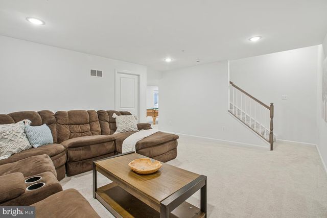 6400 FRANCIS LN, Hanover, MD 21076