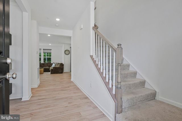 6400 FRANCIS LN, Hanover, MD 21076