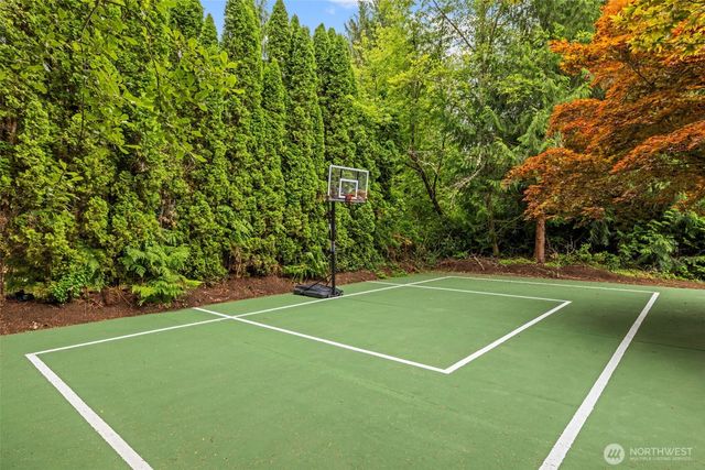 19238 184th Place NE, Woodinville, WA 98077