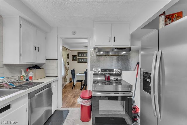 3962 Grosvenor Road, South Euclid, OH 44118