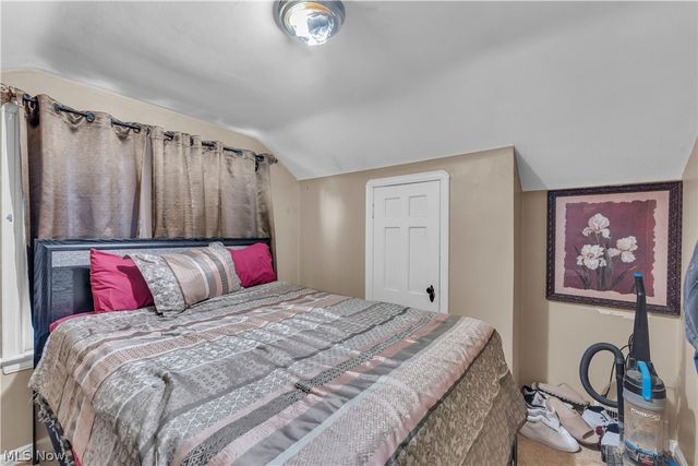 3962 Grosvenor Road, South Euclid, OH 44118
