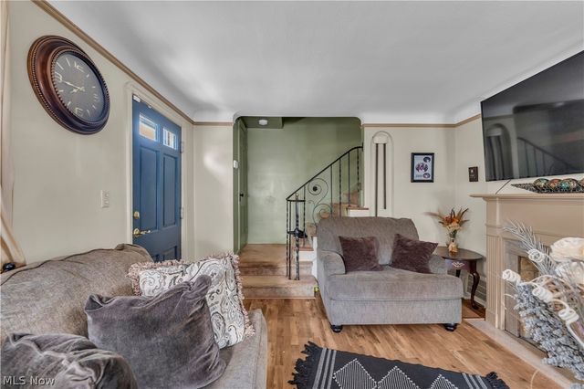 3962 Grosvenor Road, South Euclid, OH 44118