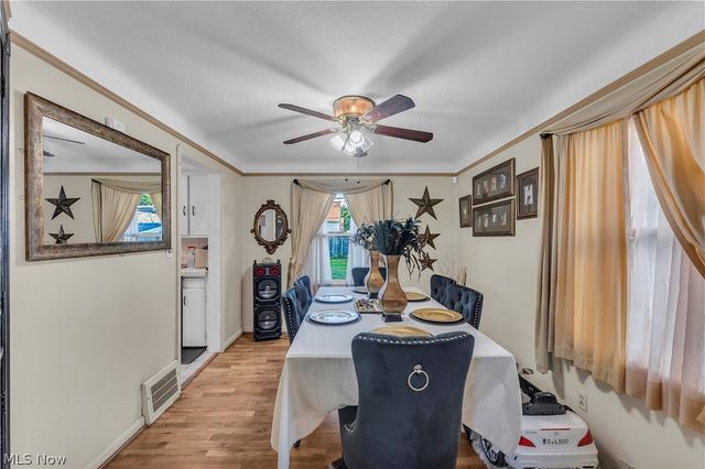 3962 Grosvenor Road, South Euclid, OH 44118