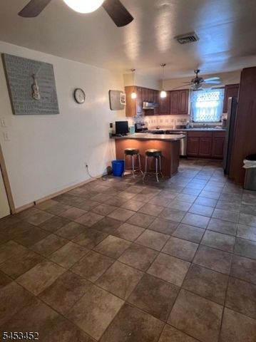 263 Colonial Pl, Plainfield City, NJ 07062