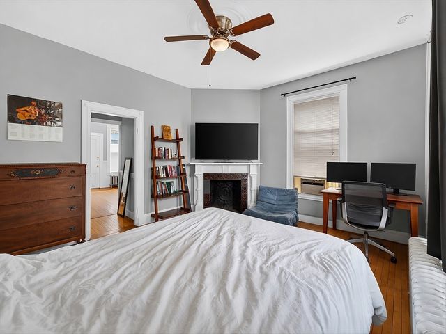 41 Walnut St 1R, Somerville, MA 02143