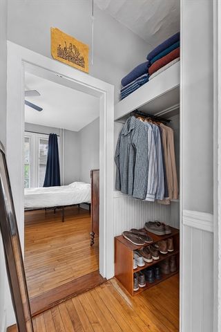 41 Walnut St 1R, Somerville, MA 02143
