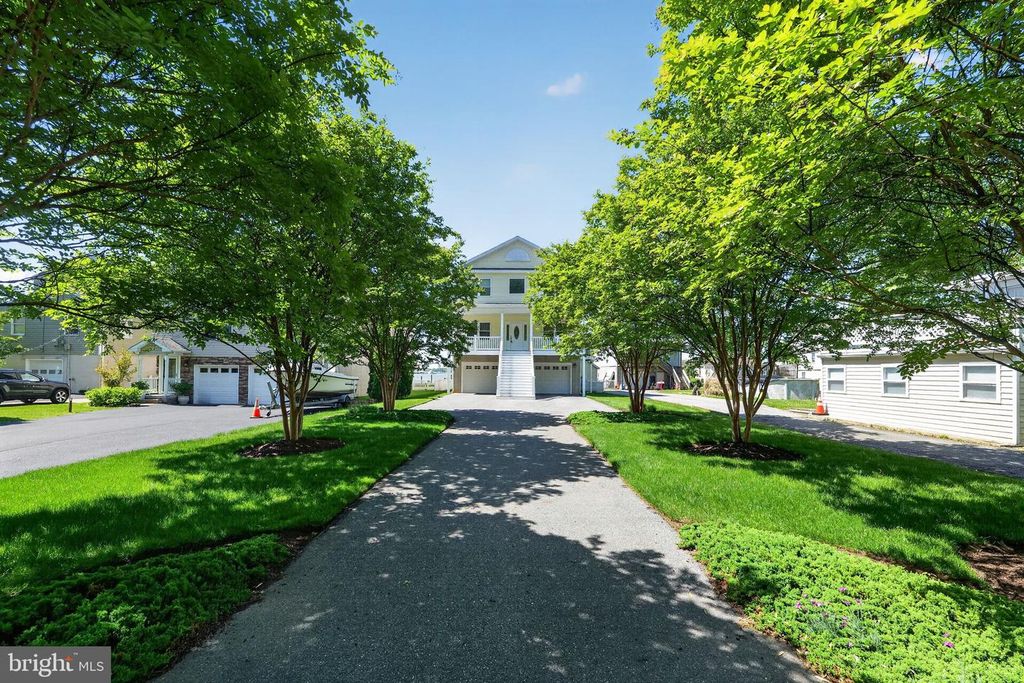 Image 4 of property listing at 1234 BURKE RD, Baltimore, MD 21220