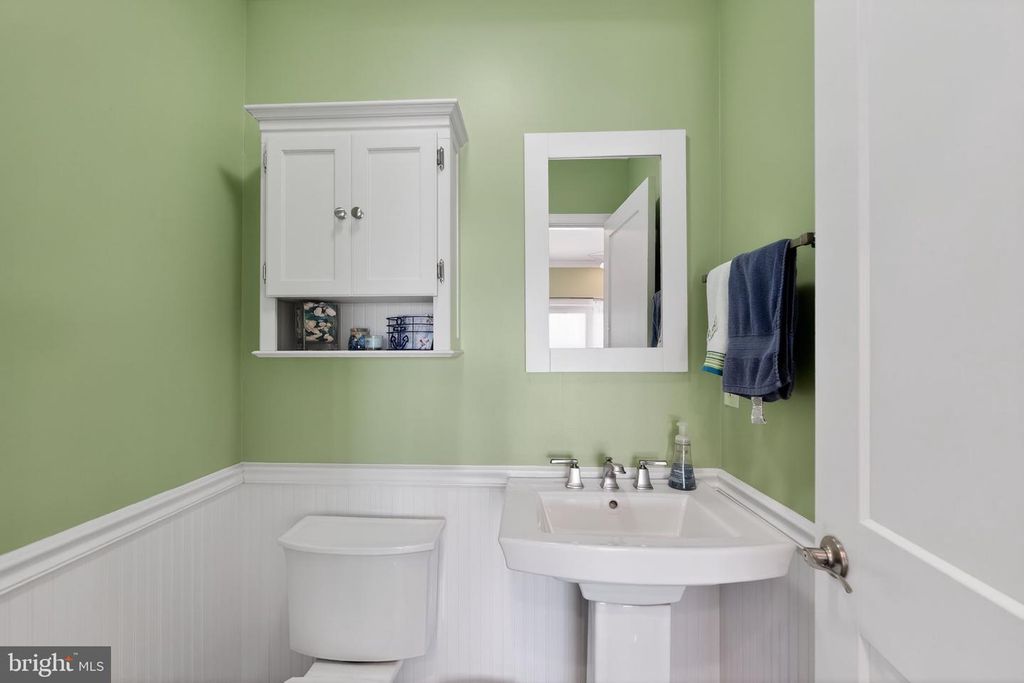 Image 42 of property listing at 1234 BURKE RD, Baltimore, MD 21220
