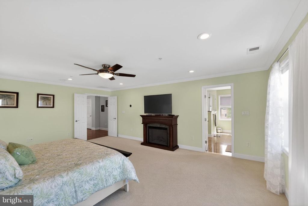Image 45 of property listing at 1234 BURKE RD, Baltimore, MD 21220