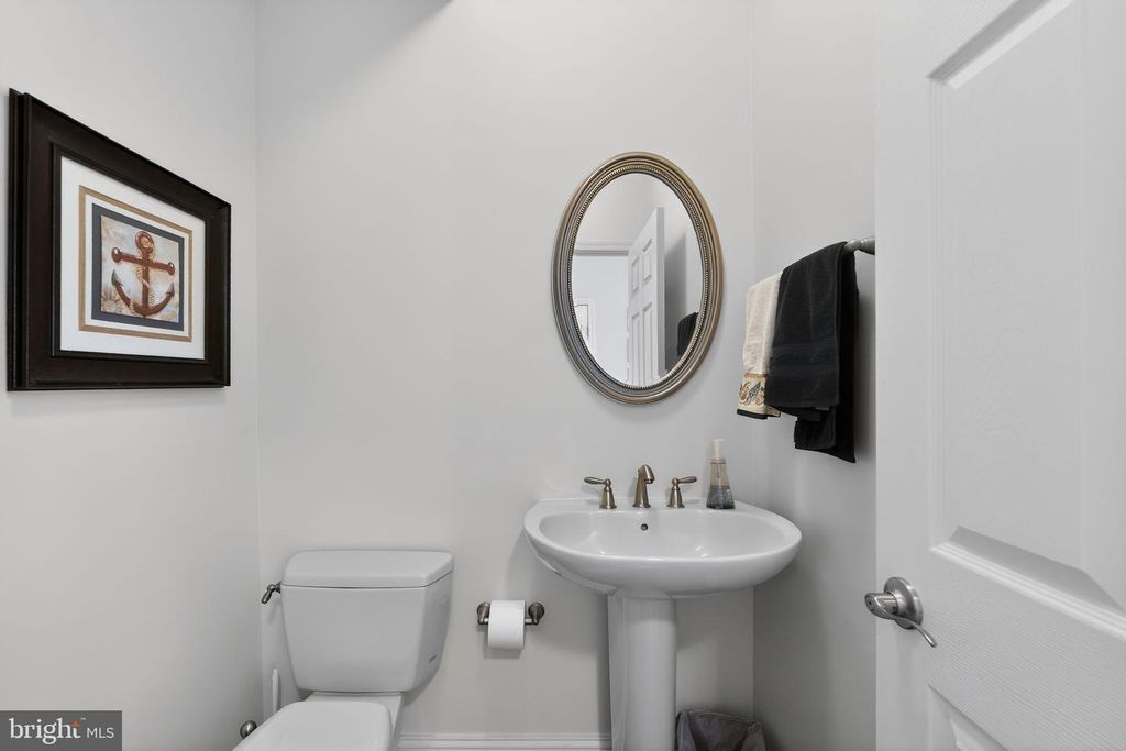 Image 53 of property listing at 1234 BURKE RD, Baltimore, MD 21220