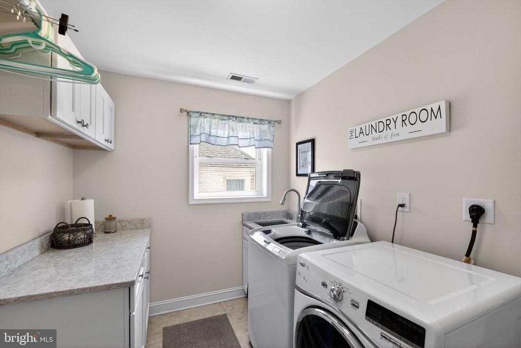 Image 57 of property listing at 1234 BURKE RD, Baltimore, MD 21220