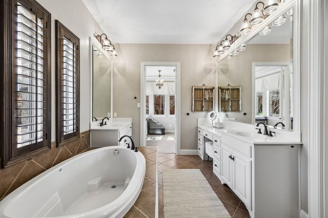 1229 Lambeth Lane, Lewisville, TX 75056