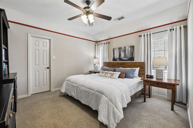 1229 Lambeth Lane, Lewisville, TX 75056