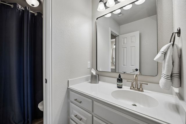 1229 Lambeth Lane, Lewisville, TX 75056