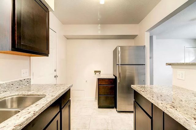 2708 Livingston Avenue, Fort Worth, TX 76110