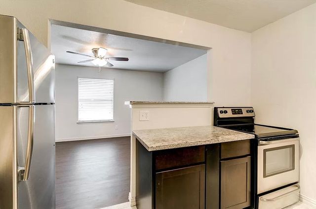 2708 Livingston Avenue, Fort Worth, TX 76110
