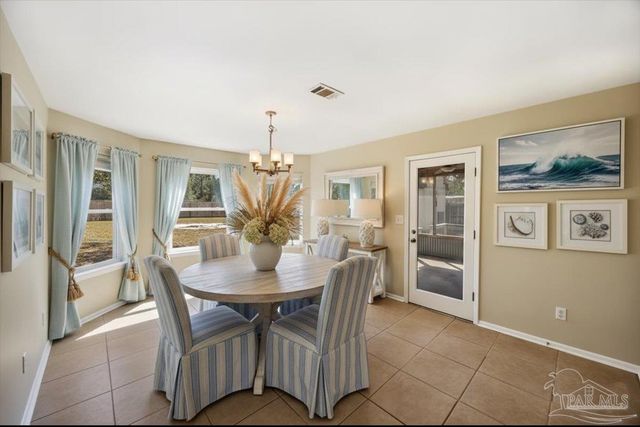 2990 Ranchette Sq, Gulf Breeze, FL 32563