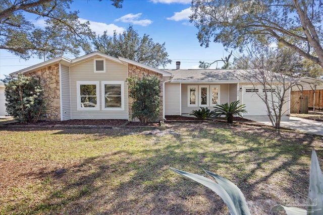 2990 Ranchette Sq, Gulf Breeze, FL 32563