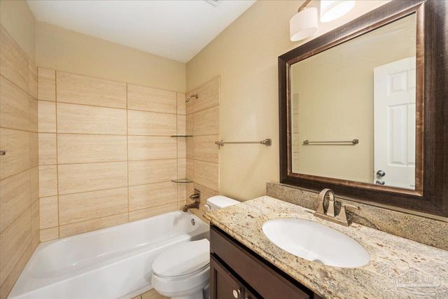 2990 Ranchette Sq, Gulf Breeze, FL 32563