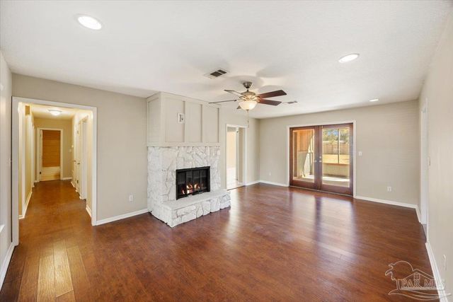 2990 Ranchette Sq, Gulf Breeze, FL 32563