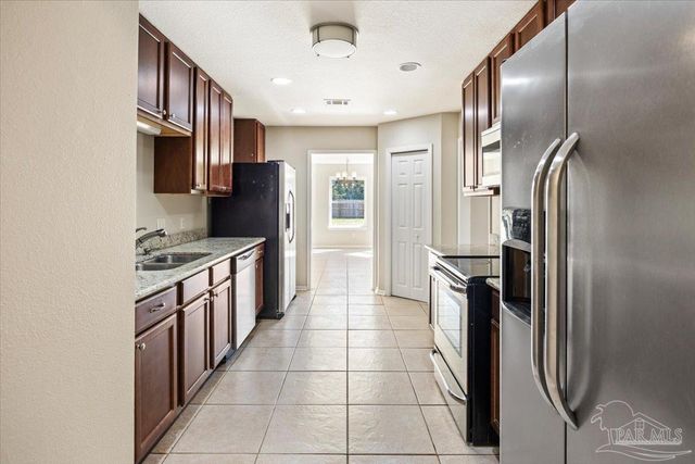 2990 Ranchette Sq, Gulf Breeze, FL 32563